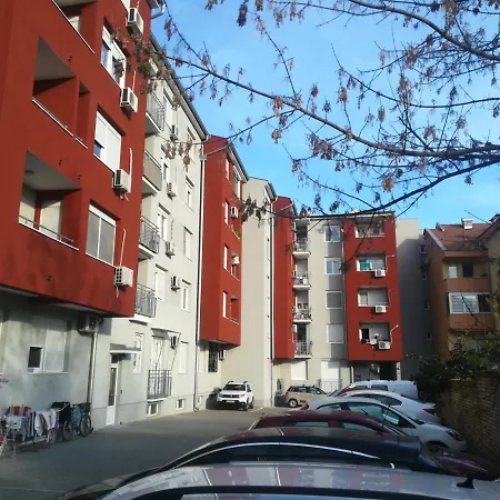 Paris Apartment -Free Private Parking Novi Sad Exterior photo