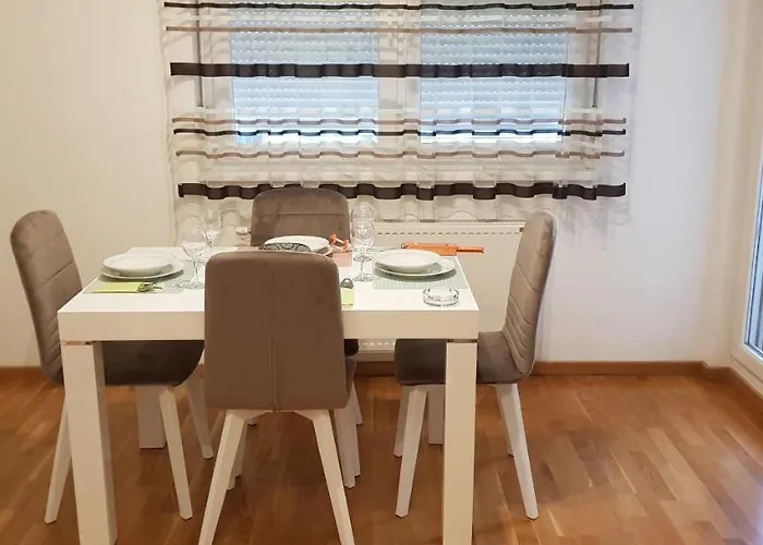 Paris Apartment -Free Private Parking