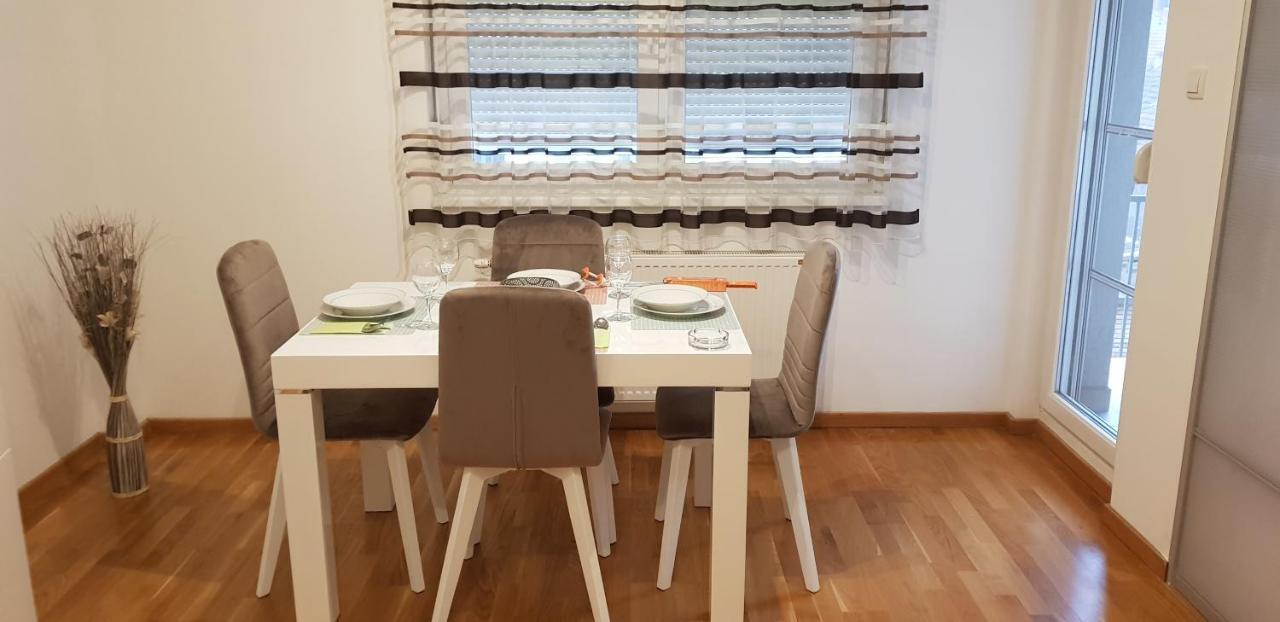 Paris -free Private Parking Apartment Novi Sad